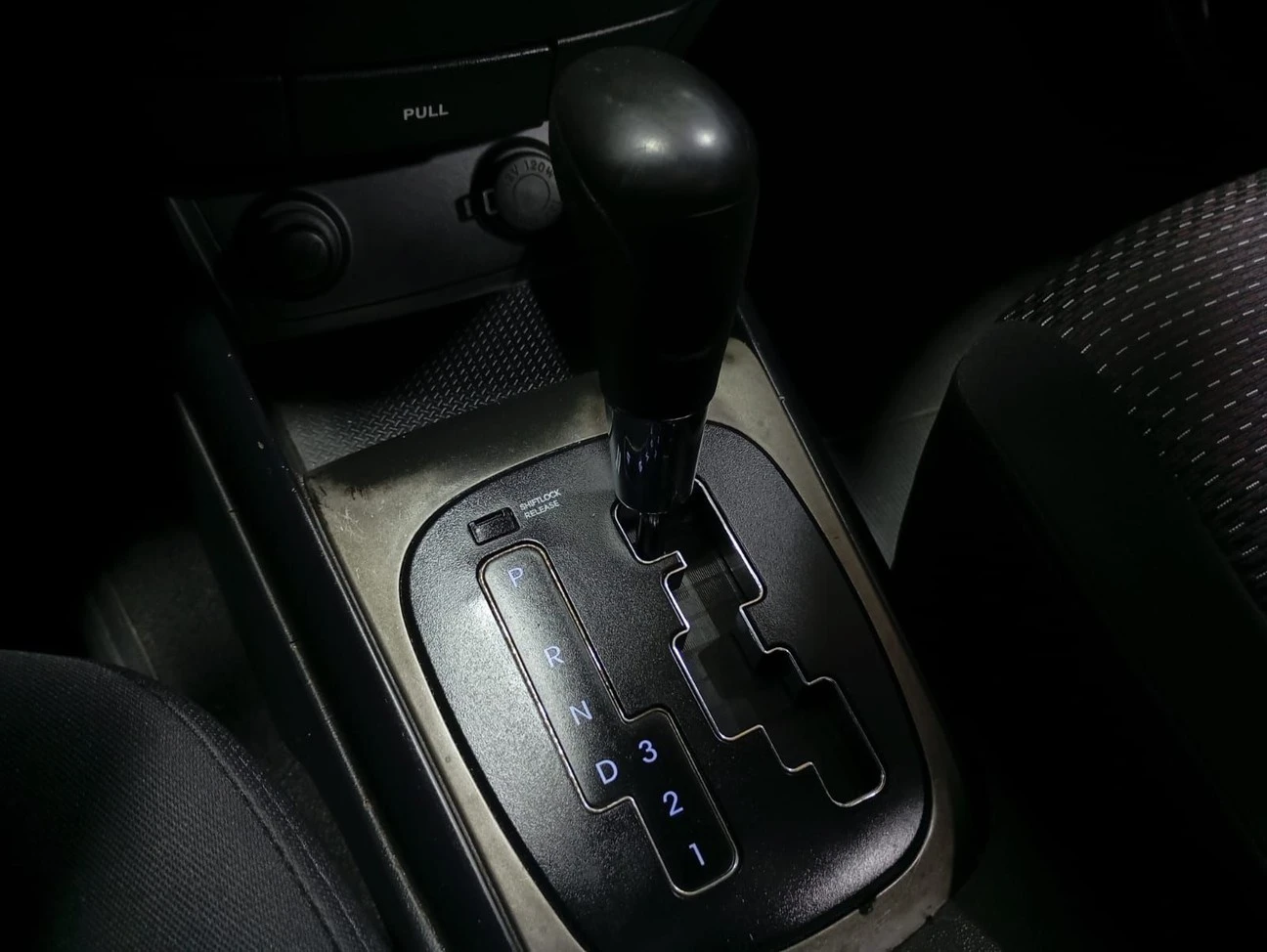 HYUNDAI/I30 2.0 MPI 16V 2010