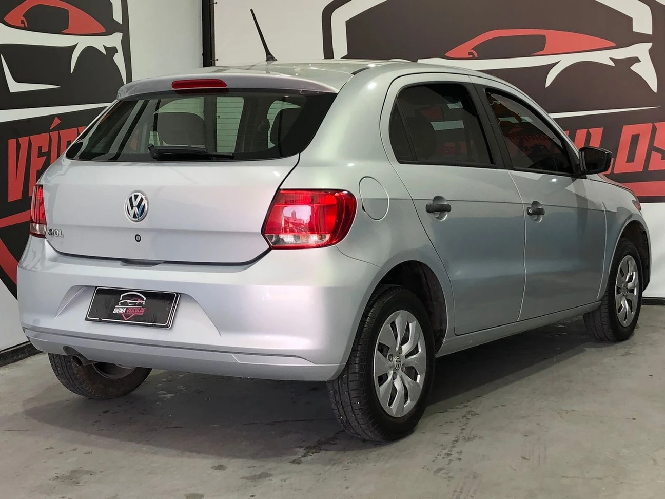 VOLKSWAGEN/GOL 1.0 MI TRENDLINE 8V 2015