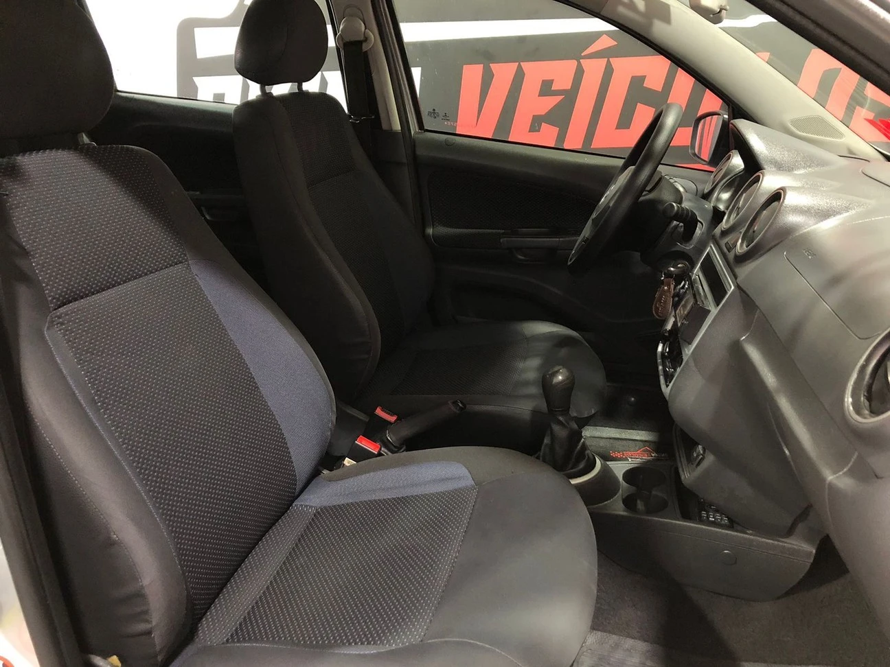 VOLKSWAGEN/GOL 1.0 MI TRENDLINE 8V 2015