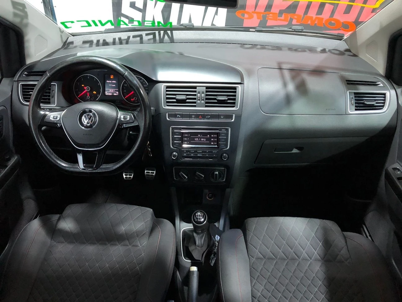 VOLKSWAGEN/CROSSFOX 1.6 MI 8V 2015