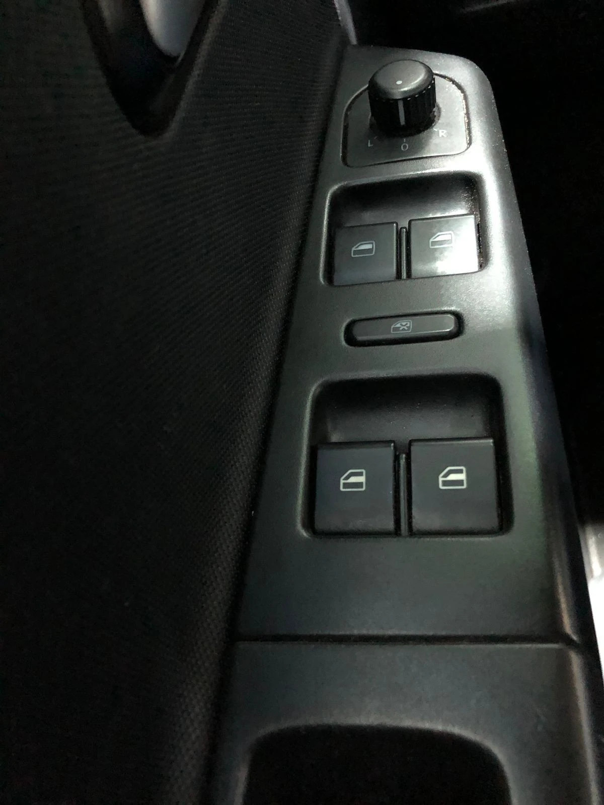 VOLKSWAGEN/CROSSFOX 1.6 MI 8V 2015