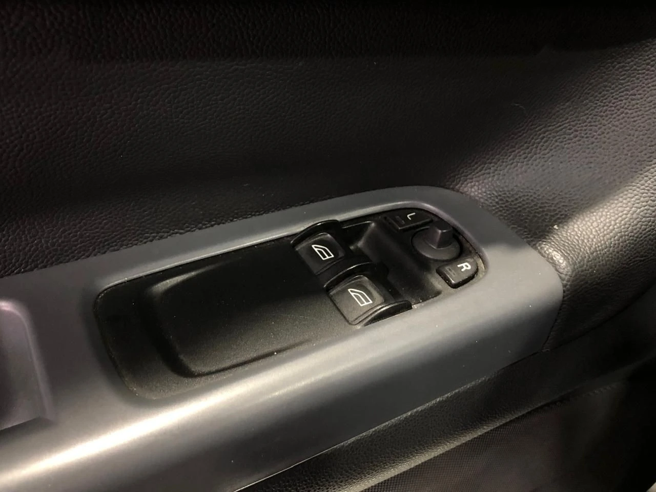 VOLVO/C30 2.4 I 2008