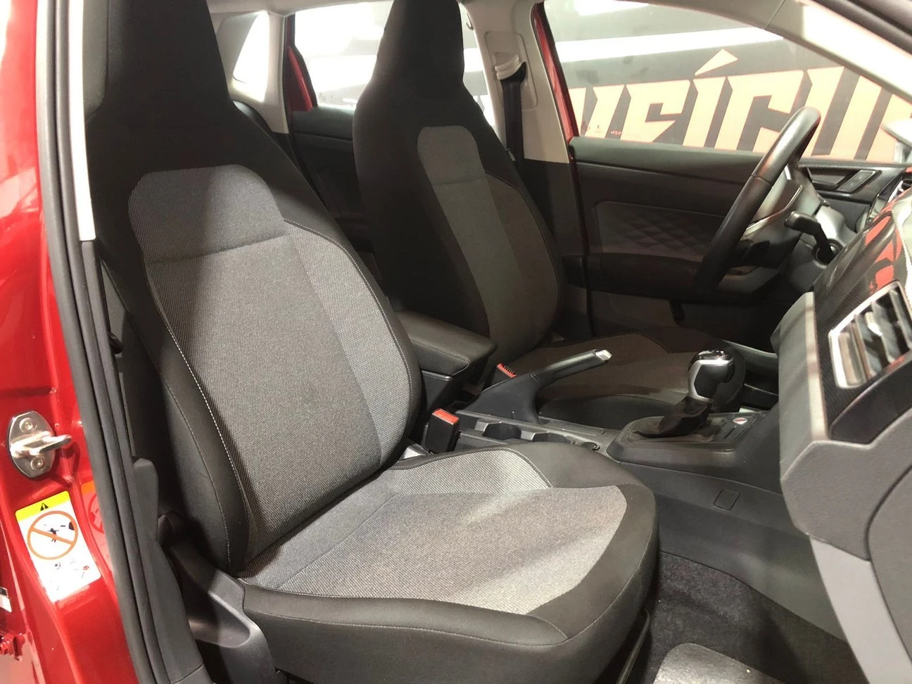 VOLKSWAGEN/POLO 1.0 200 TSI COMFORTLINE 2024