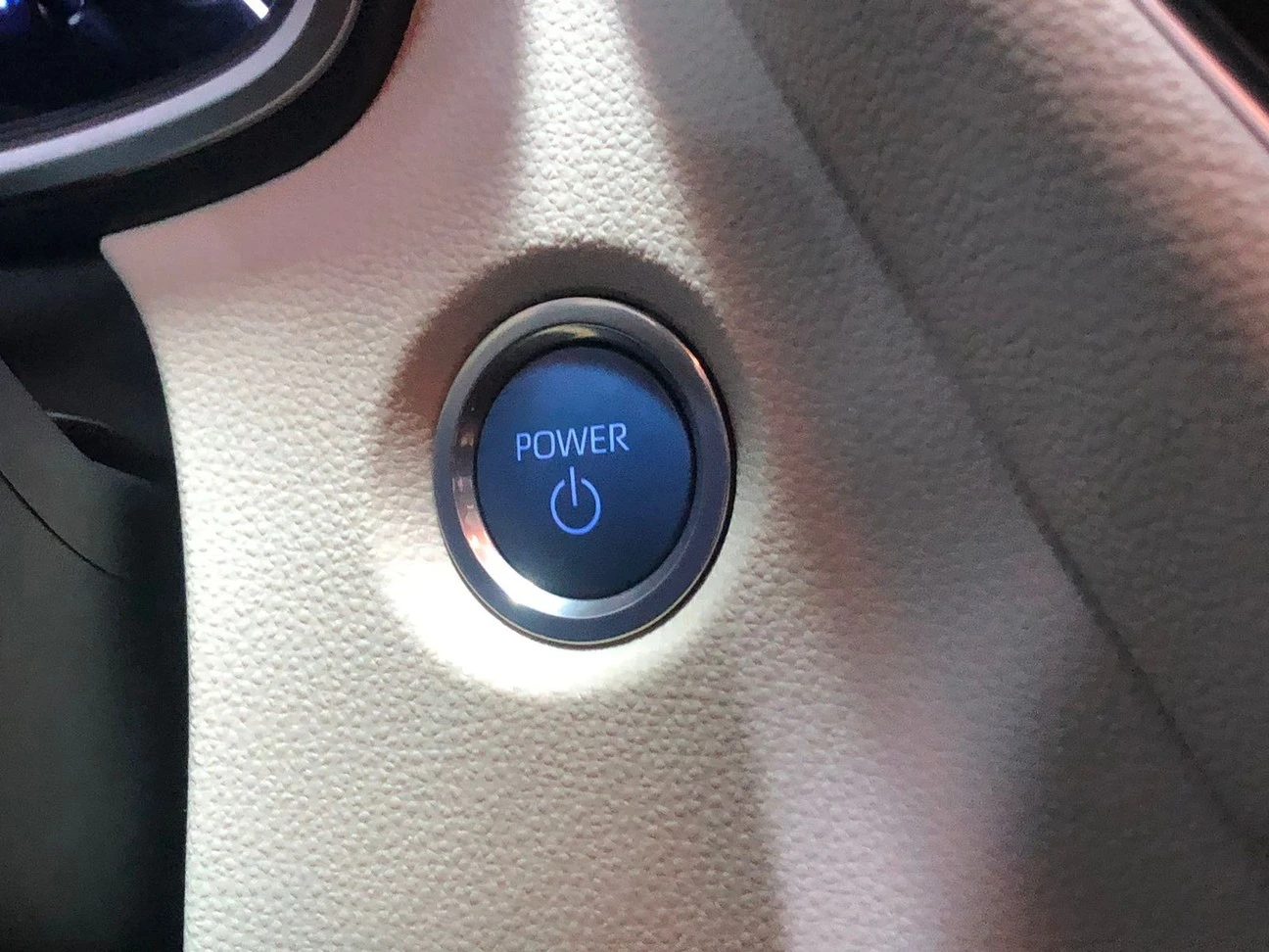 TOYOTA/COROLLA 1.8 VVT-I HYBRID ALTIS PREMIUM 2023