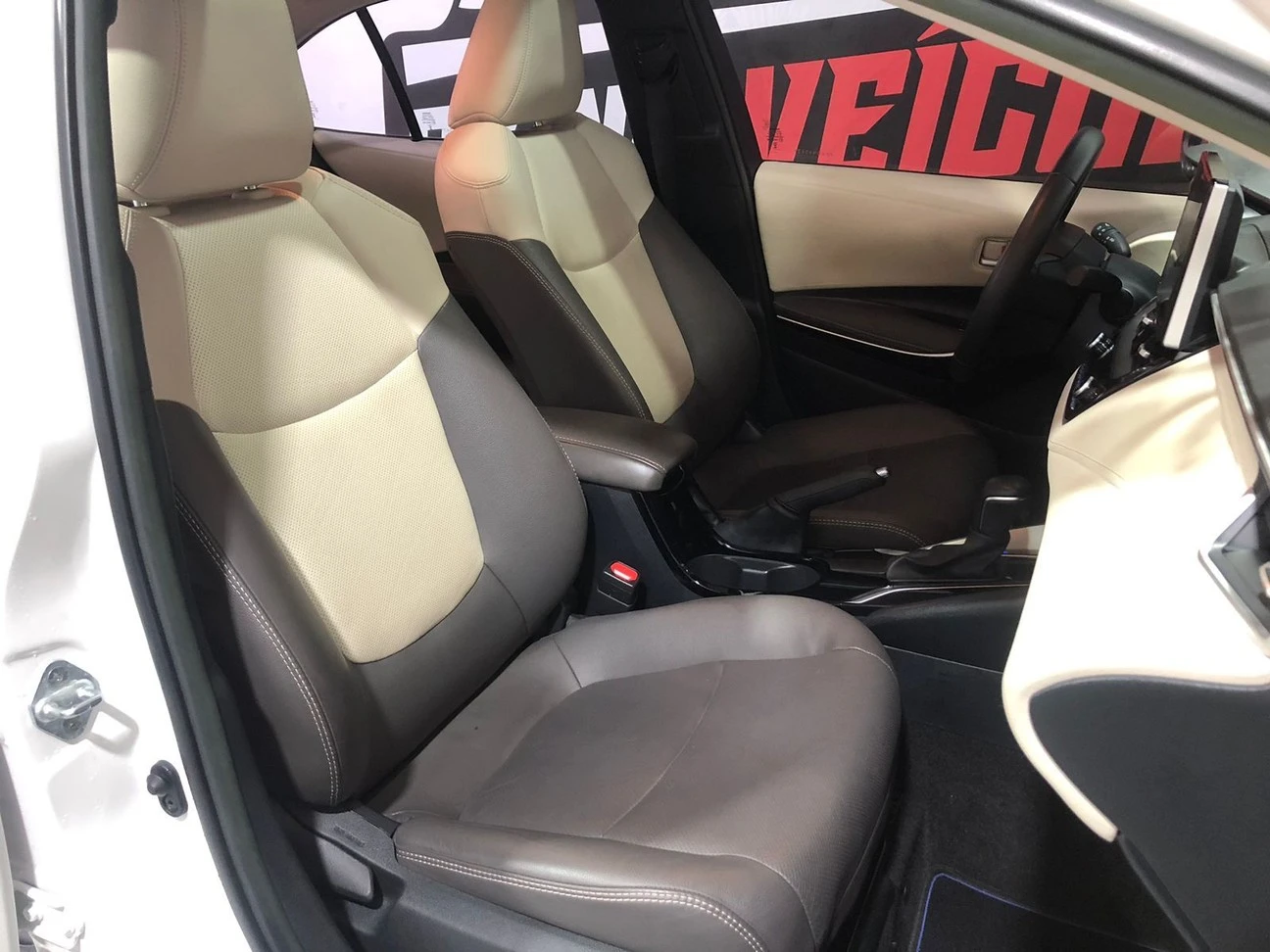TOYOTA/COROLLA 1.8 VVT-I HYBRID ALTIS PREMIUM 2023
