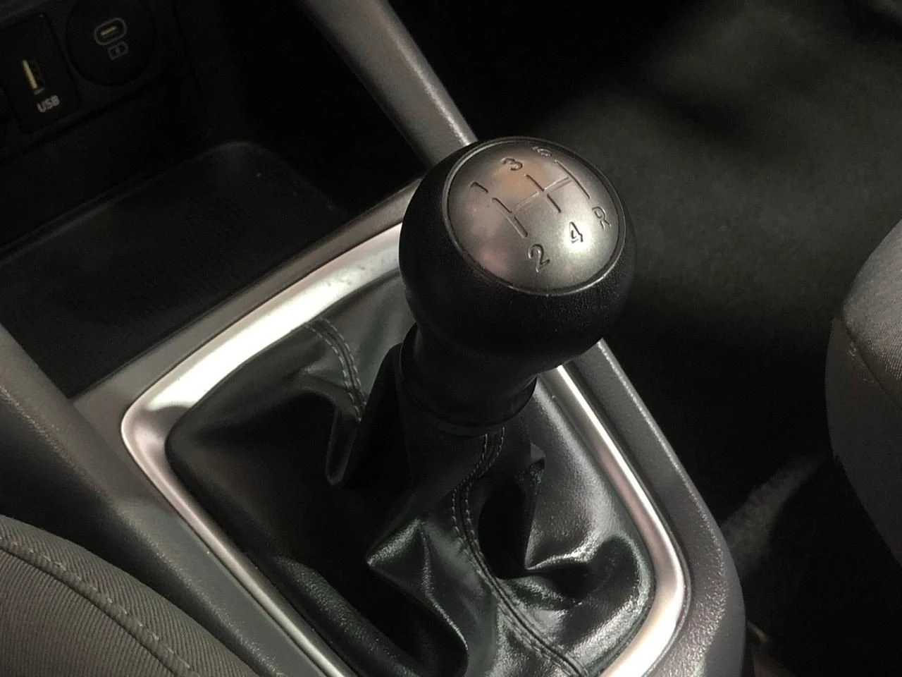HYUNDAI/HB20S 1.0 12V COMFORT 2024