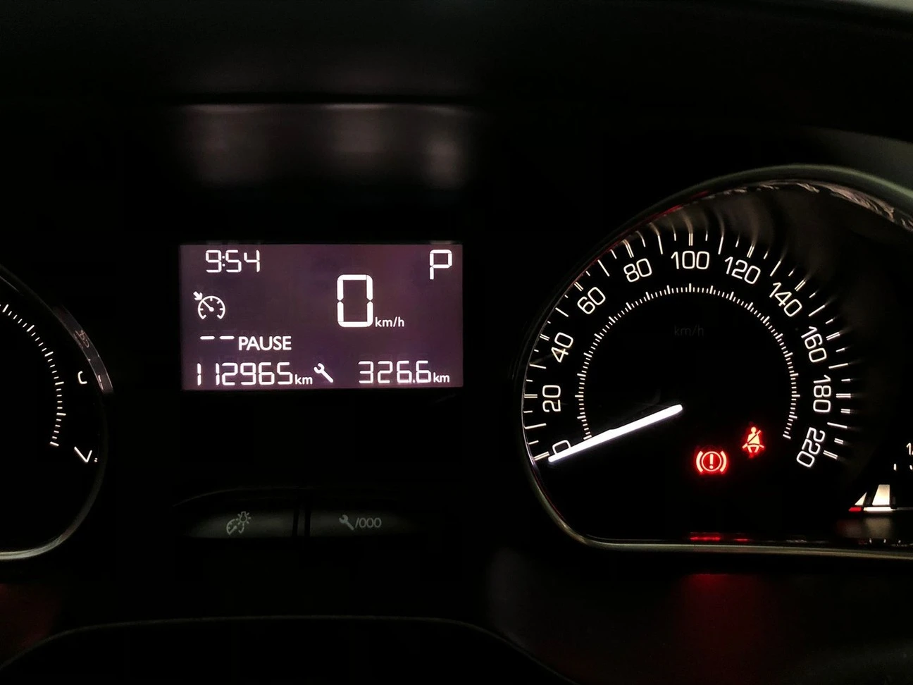 PEUGEOT/2008 1.6 16V GRIFFE 2016
