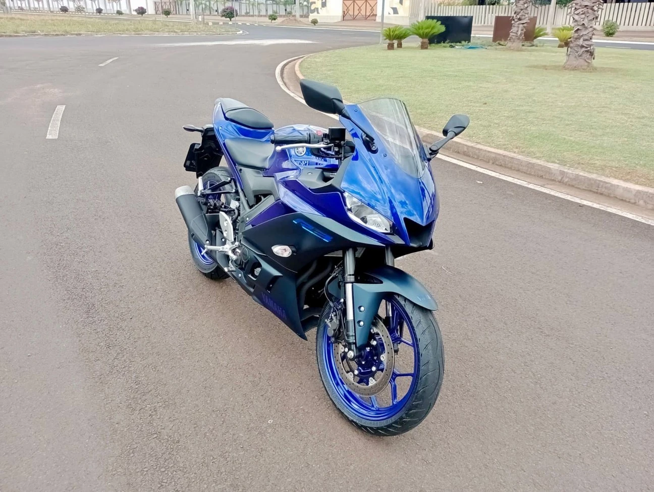 Auto 5 Motors YZF R3 ABS