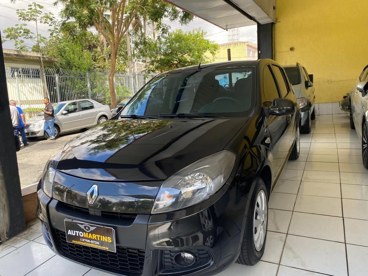 SANDERO
