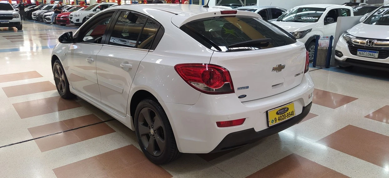 CRUZE 1.8 LT SPORT6 16V