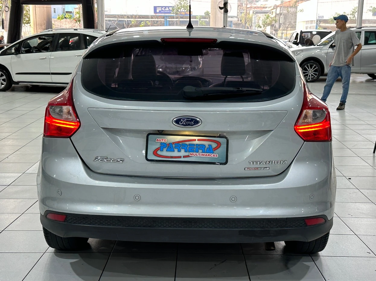 FOCUS 2.0 TITANIUM PLUS HATCH 16V