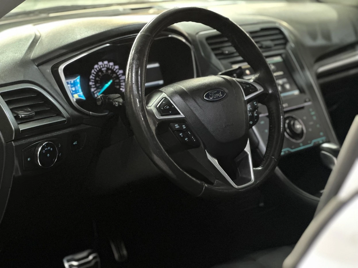 FUSION 2.0 TITANIUM AWD 16V