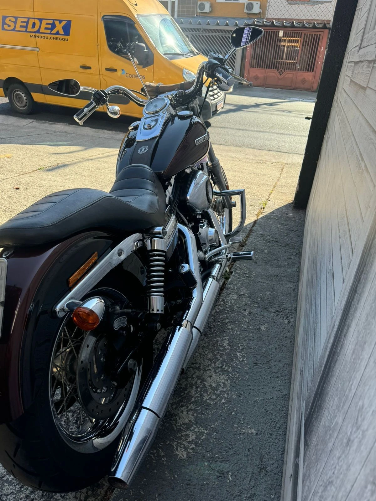 DYNA SUPER GLIDE CUSTOM 