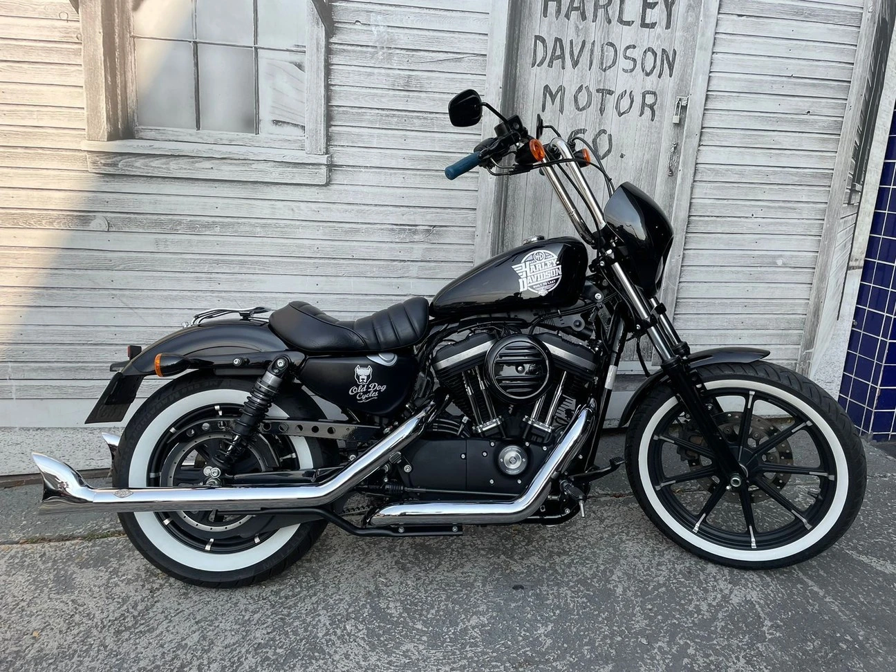 SPORTSTER XL 883 N IRON 