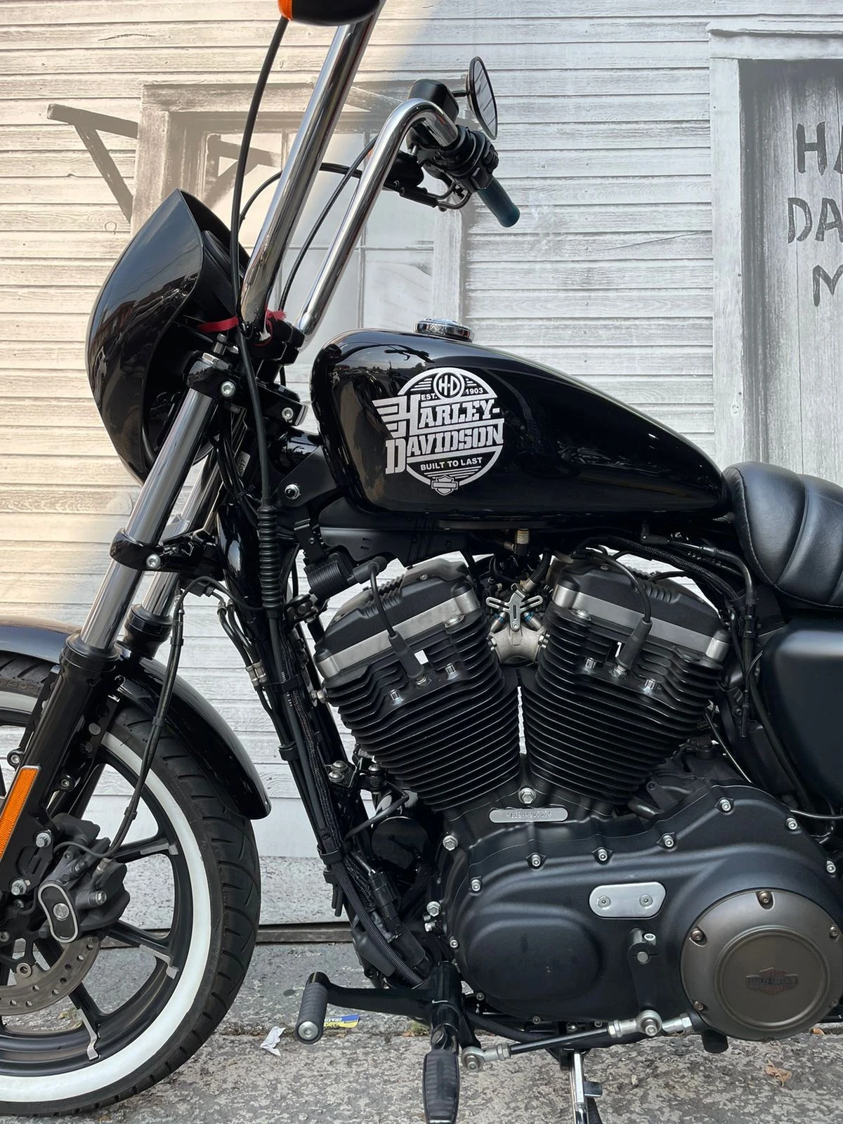 SPORTSTER XL 883 N IRON 