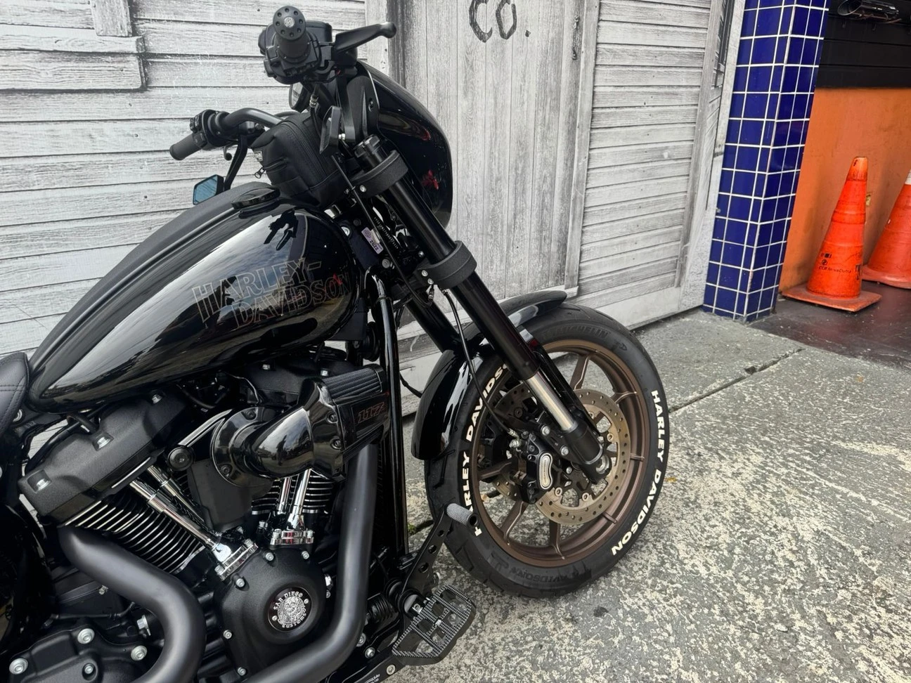 LOW RIDER S 