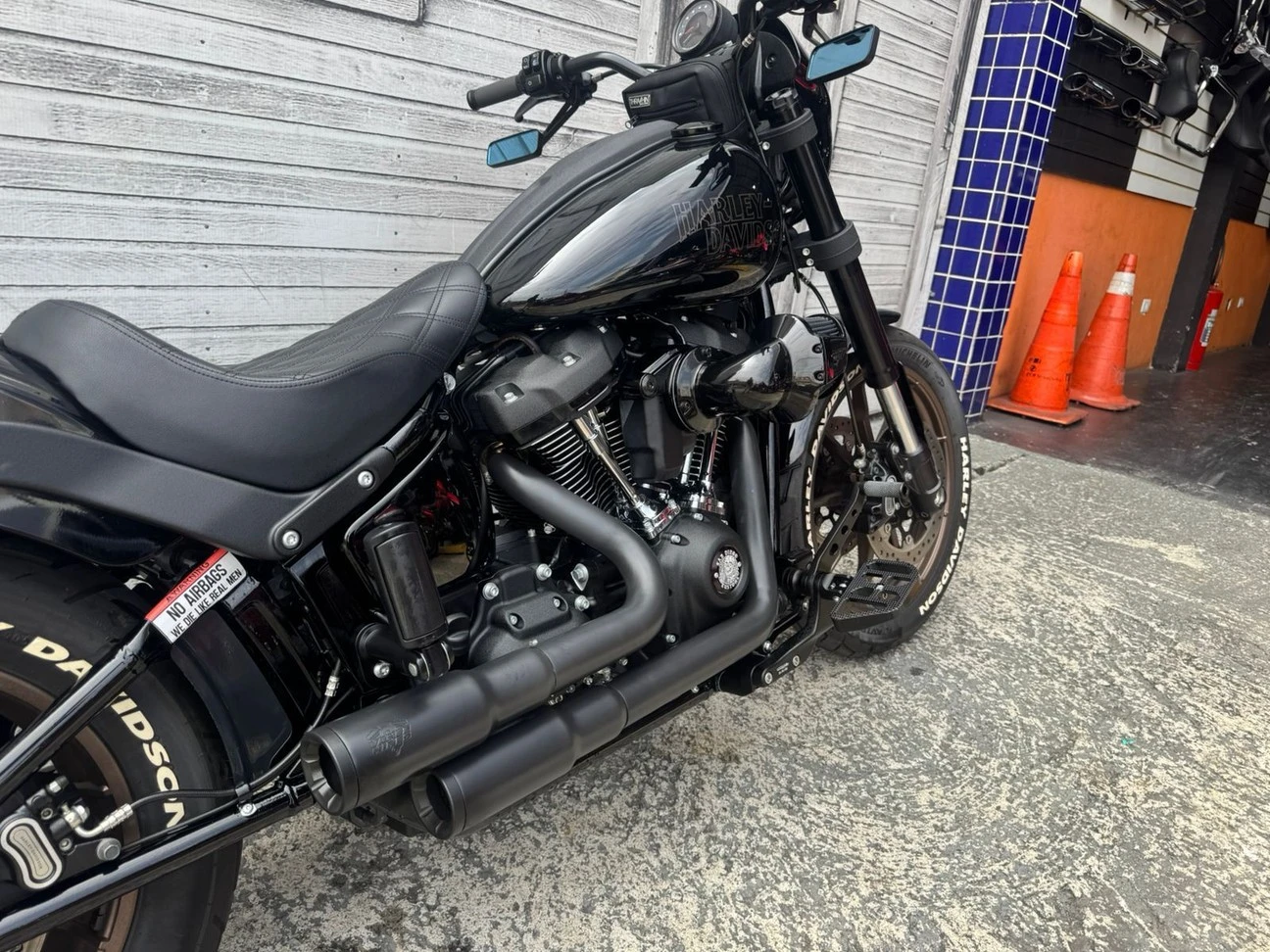 LOW RIDER S 
