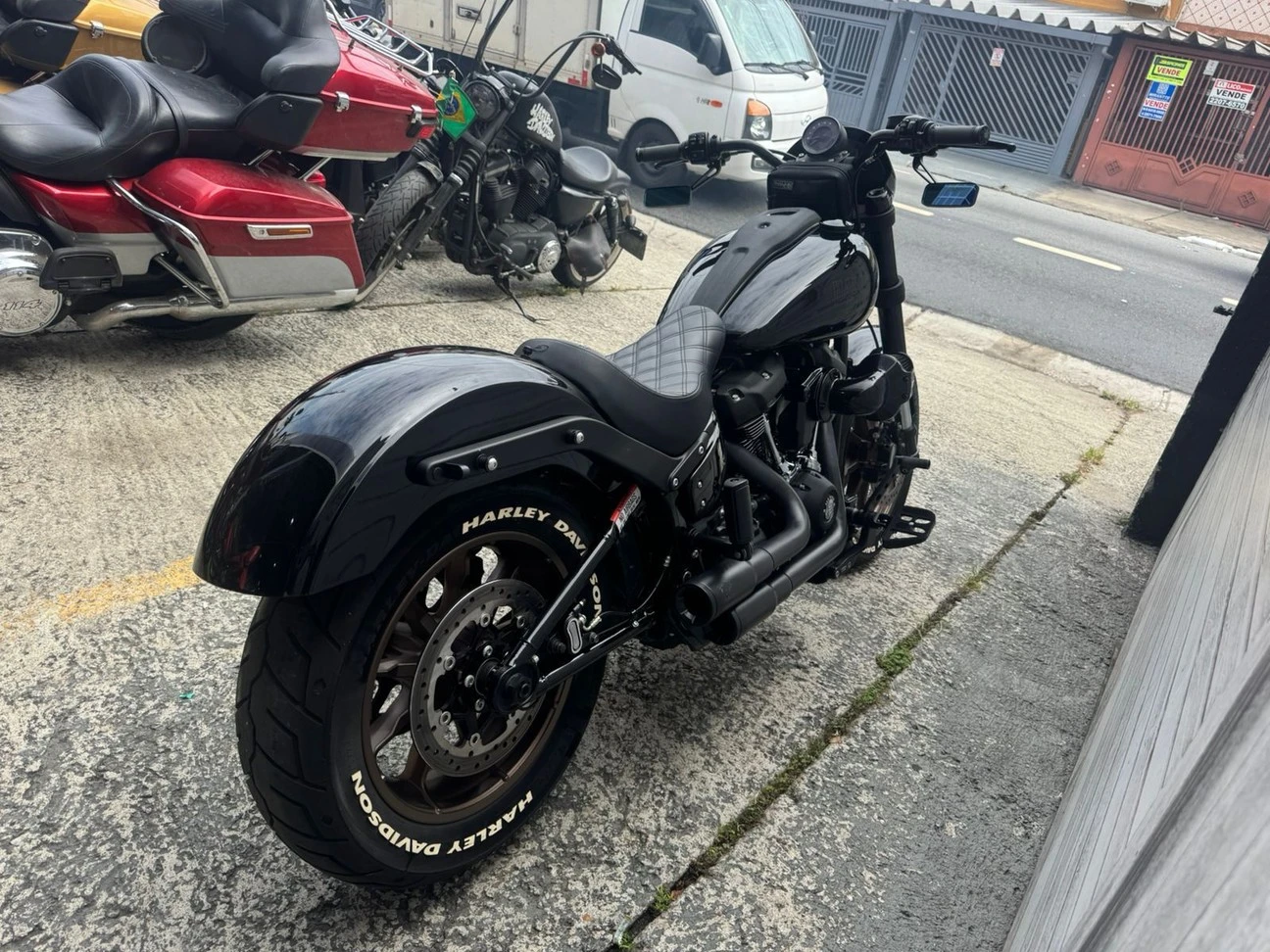 LOW RIDER S 