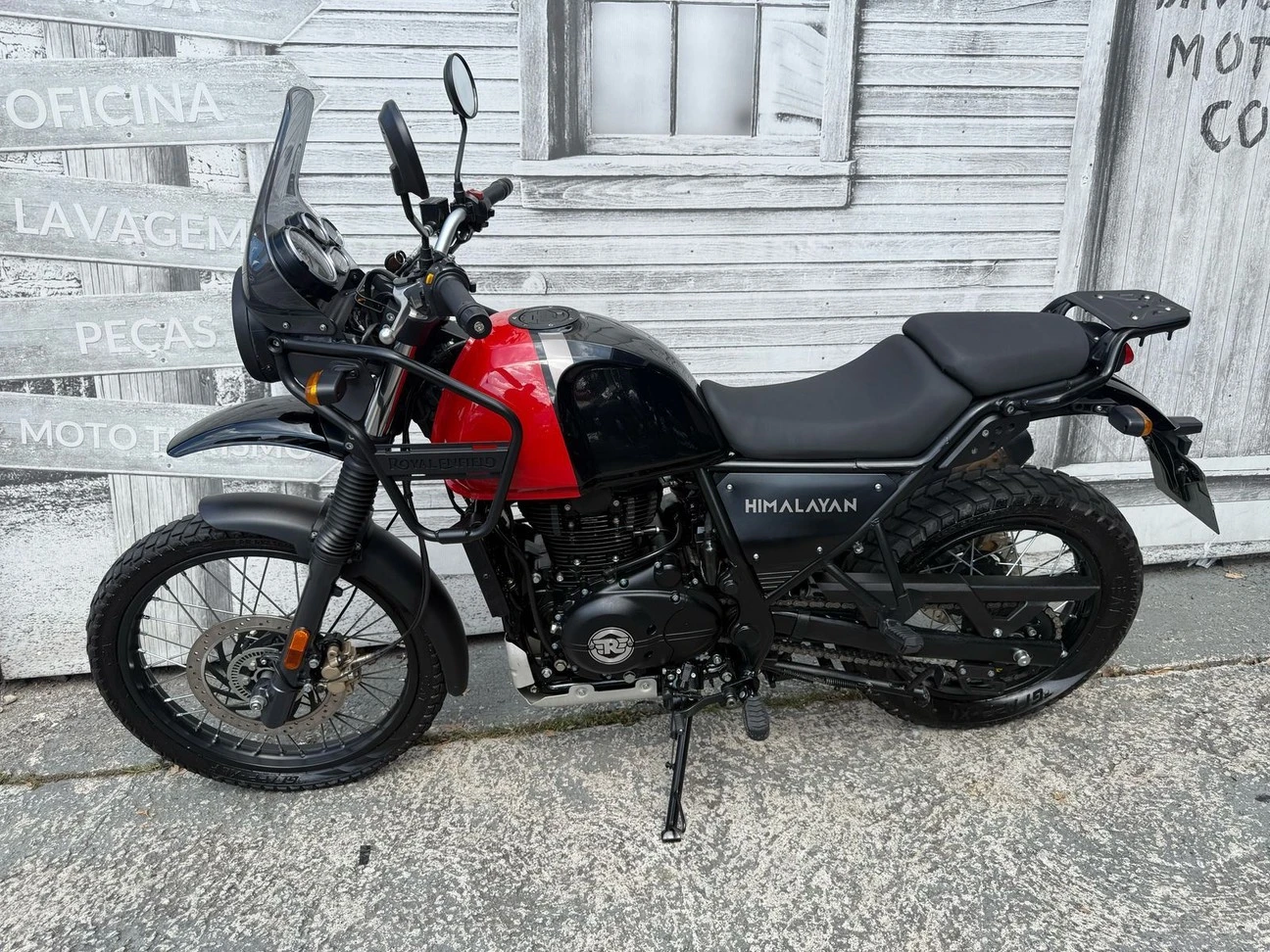HIMALAYAN 
