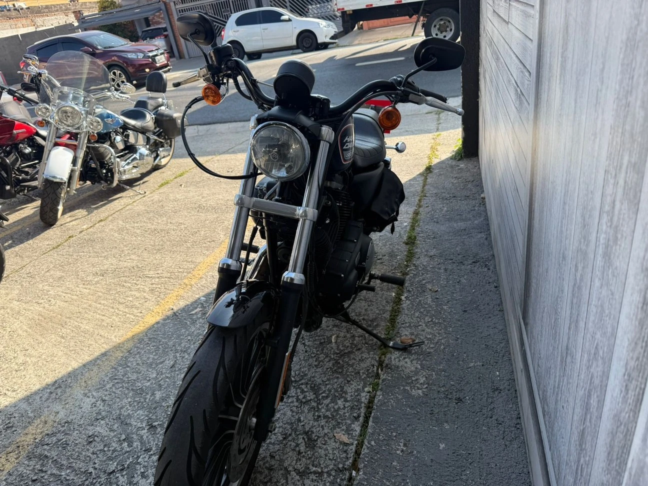 SPORTSTER XL 883 R 