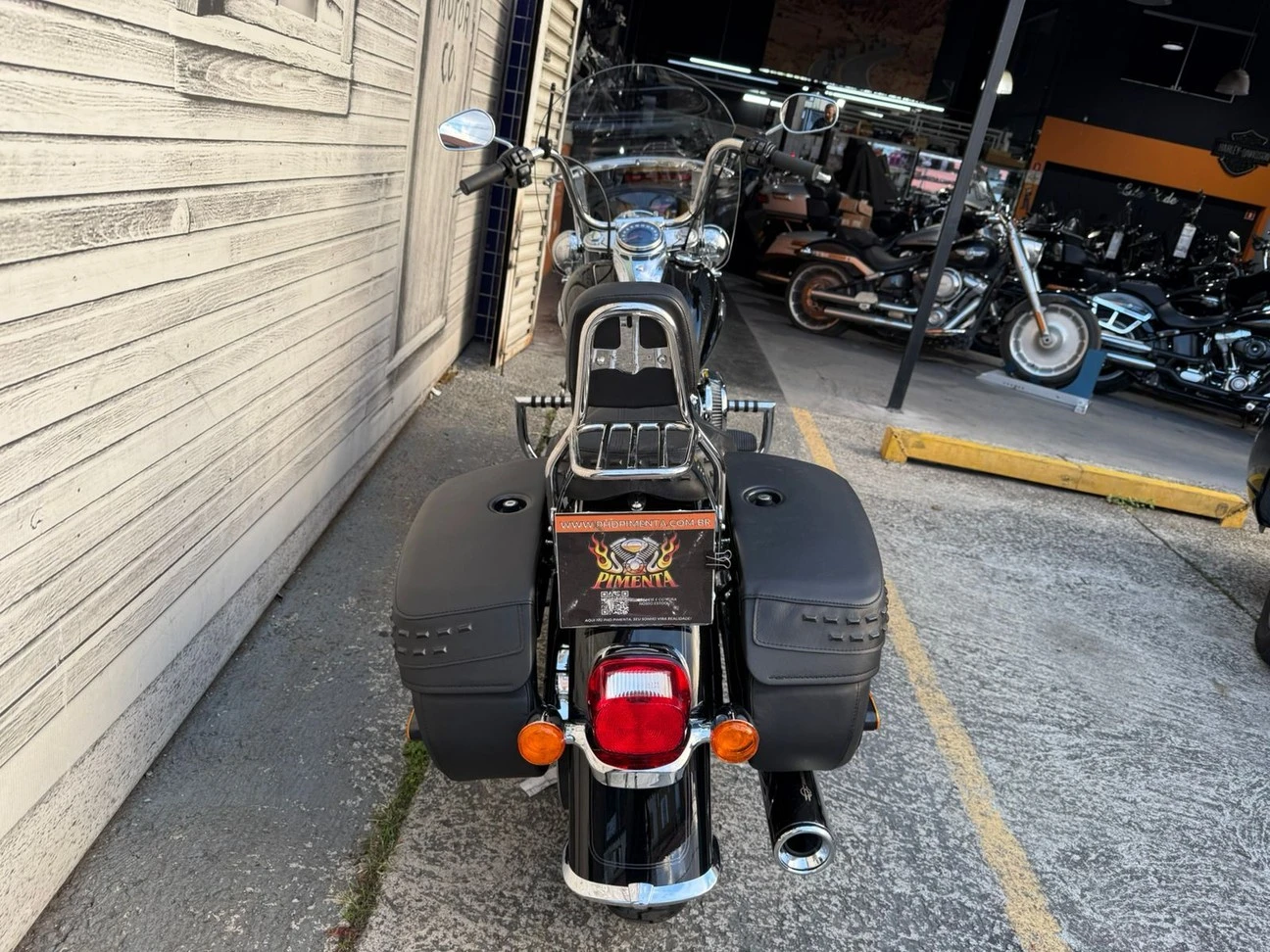 SOFTAIL HERITAGE CLASSIC 114 