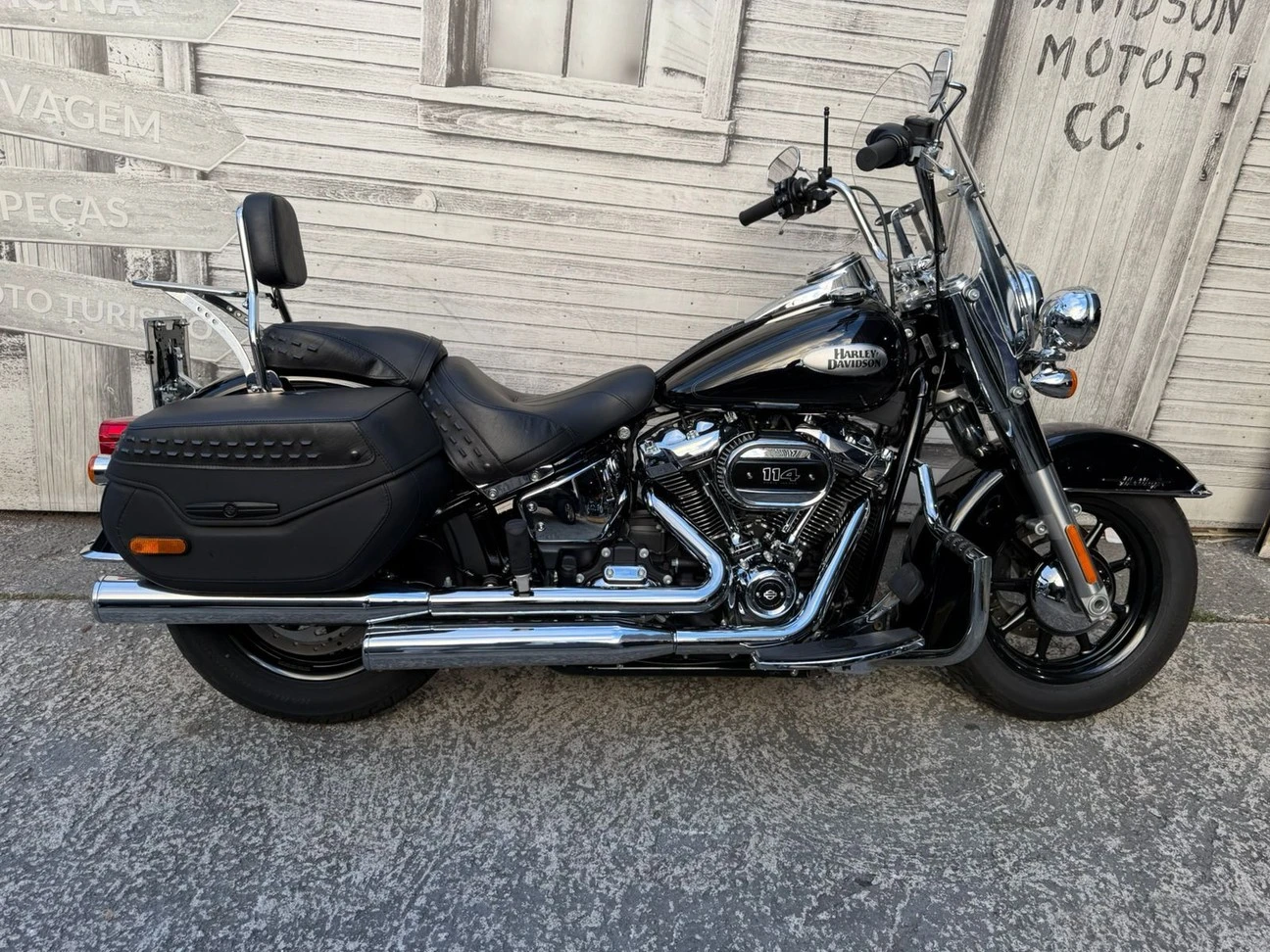SOFTAIL HERITAGE CLASSIC 114 