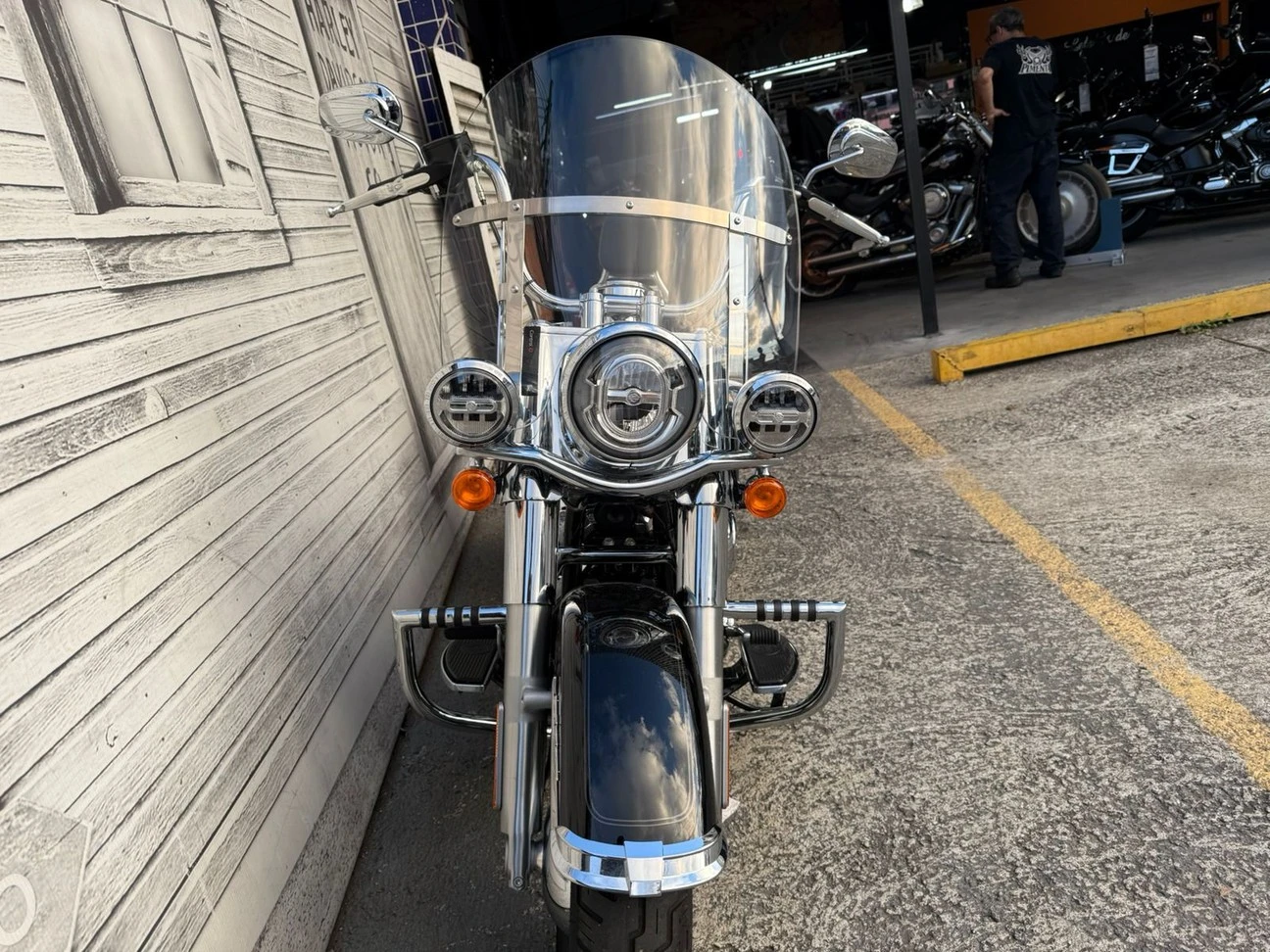 SOFTAIL HERITAGE CLASSIC 114 