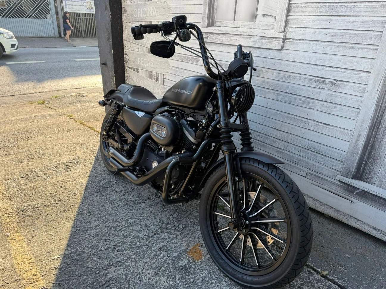 SPORTSTER XL 883 N IRON 