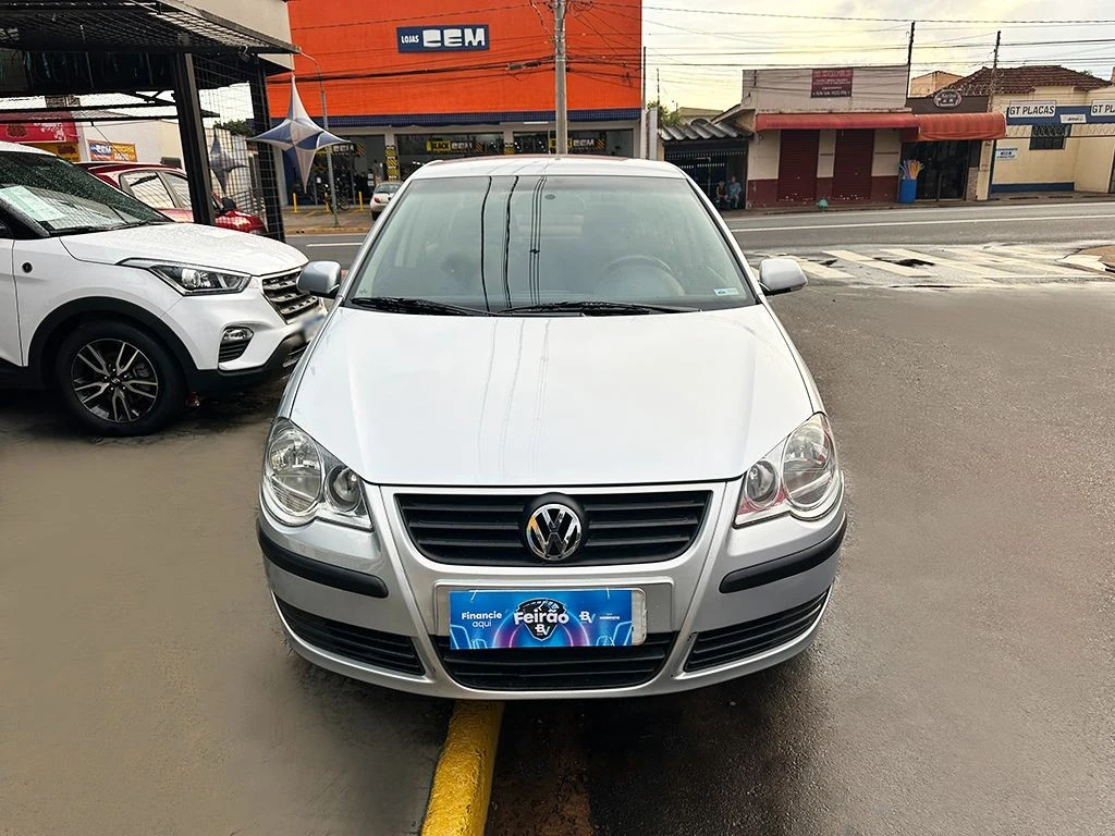 POLO SEDAN 1.6 MI 8V