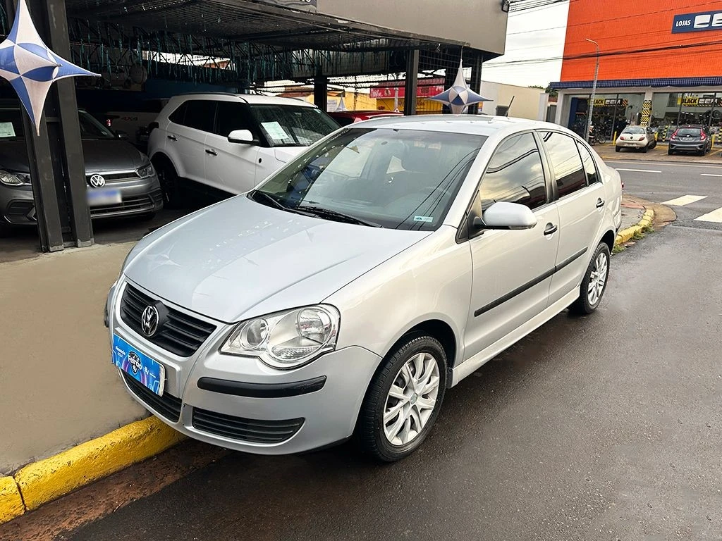 POLO SEDAN 1.6 MI 8V