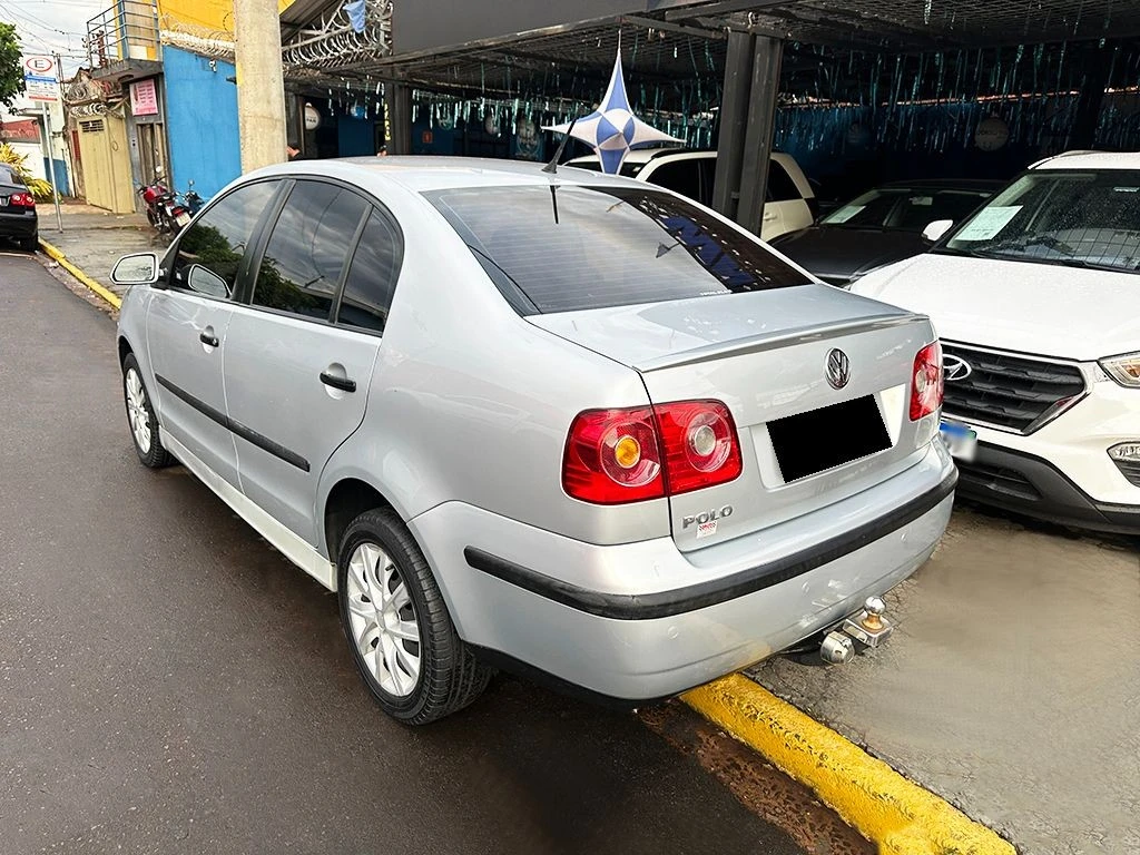 POLO SEDAN 1.6 MI 8V