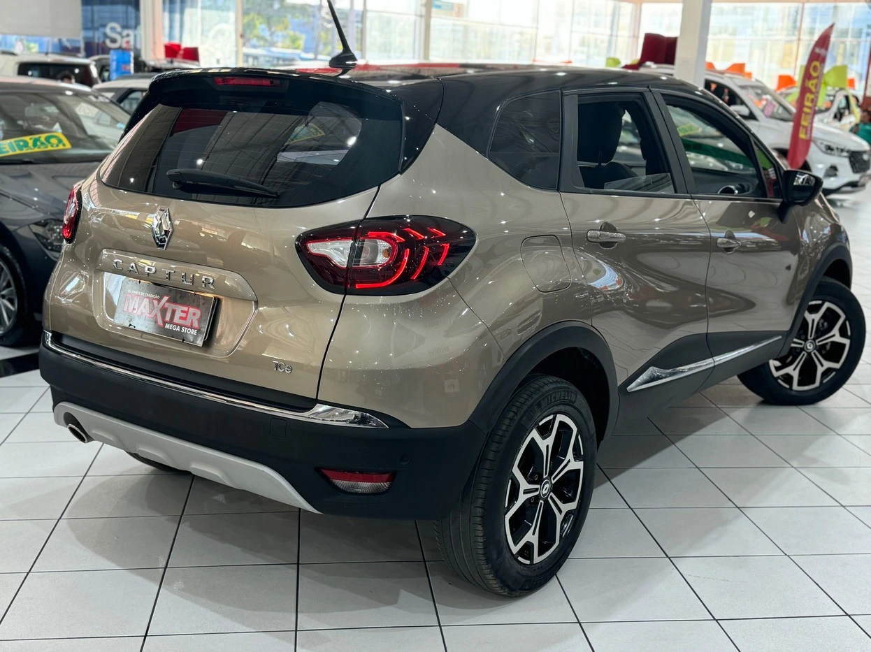 CAPTUR 1.3 TCE ICONIC