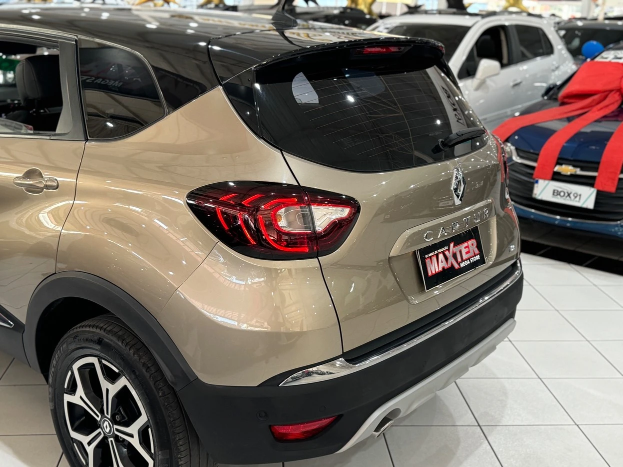 CAPTUR 1.3 TCE ICONIC