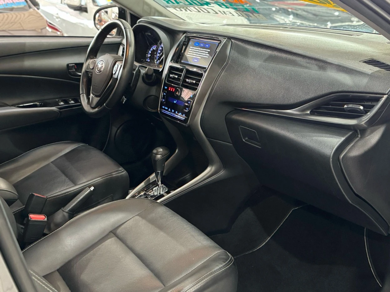 YARIS 1.5 16V SEDAN XLS CONNECT MULTIDRIVE