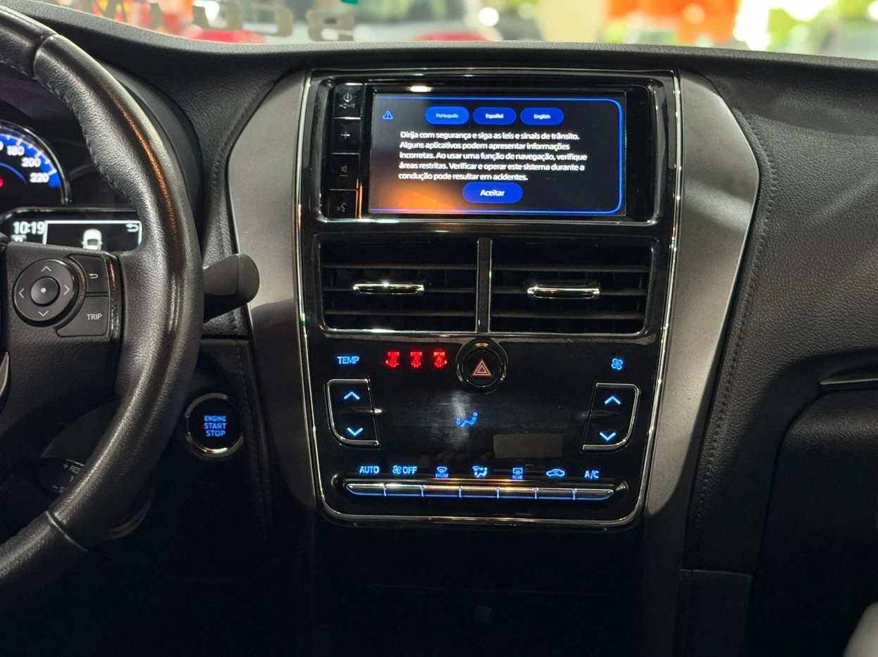 YARIS 1.5 16V SEDAN XLS CONNECT MULTIDRIVE