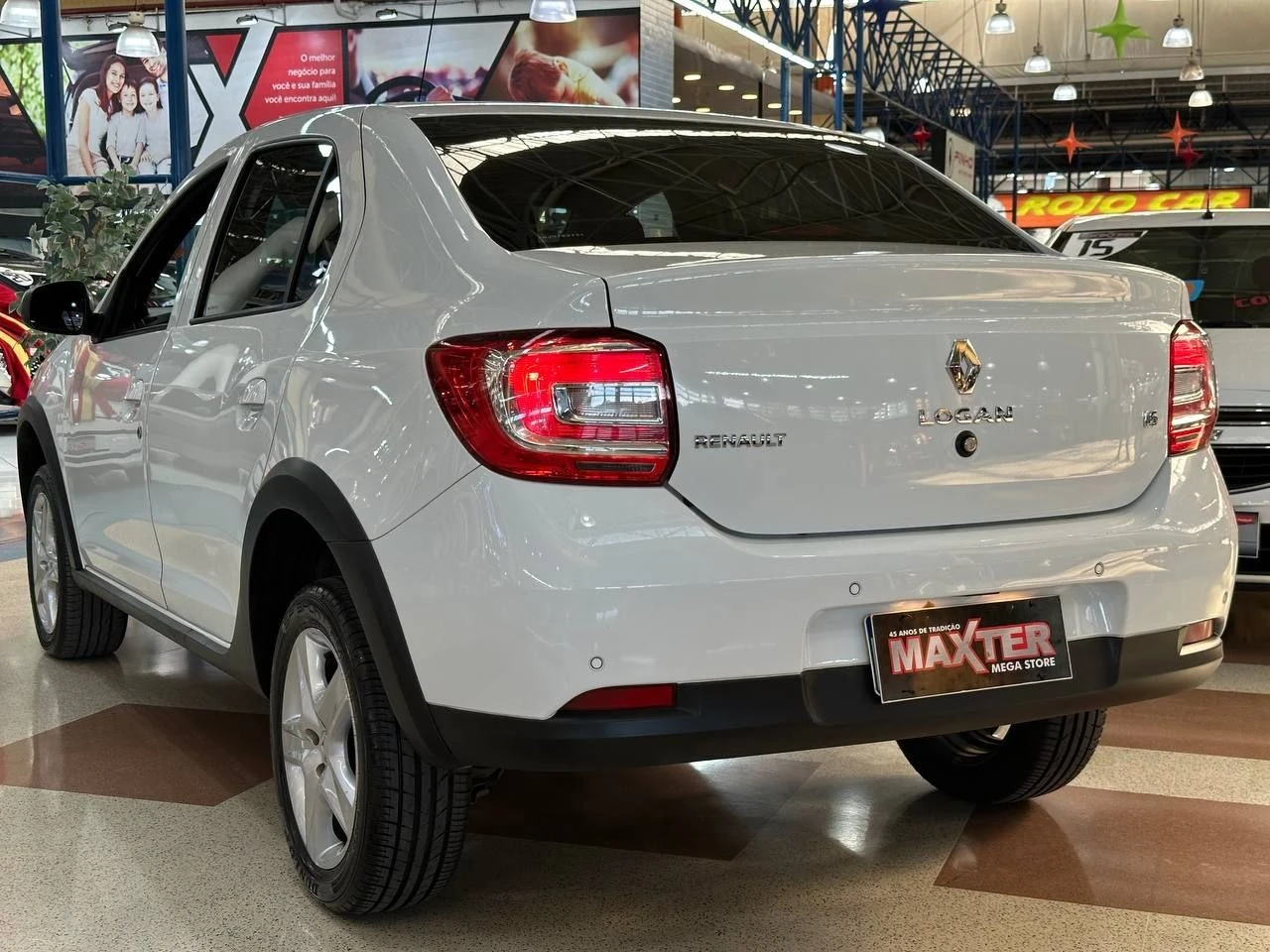 LOGAN 1.6 16V SCE ZEN