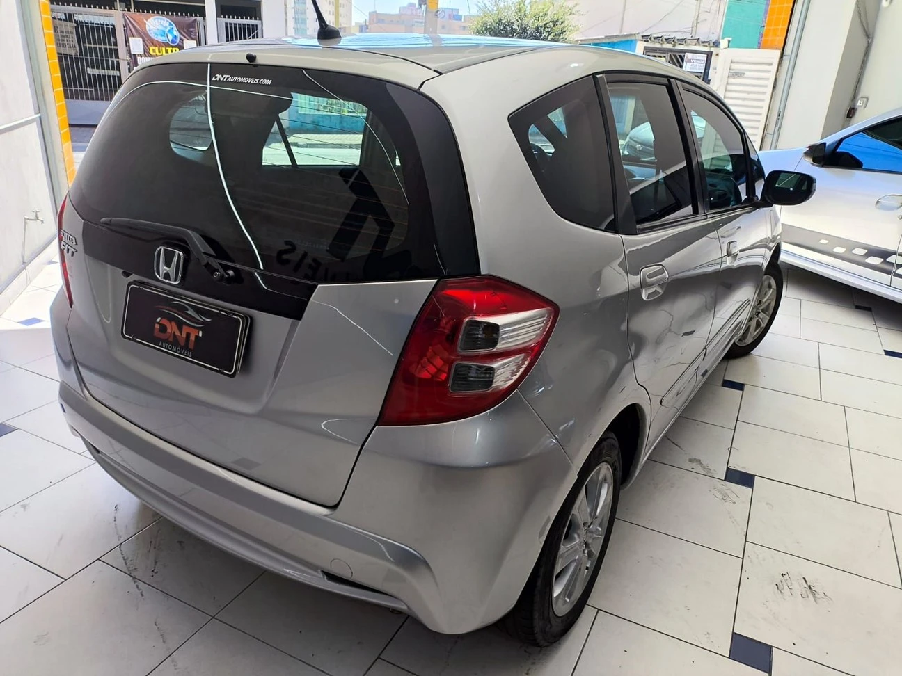 FIT 1.4 LX 16V