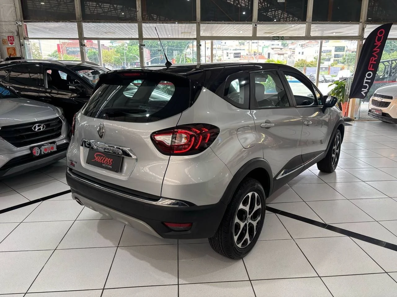 CAPTUR 2.0 16V INTENSE