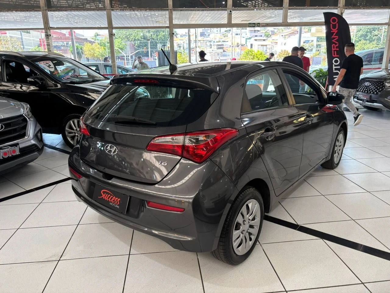 HB20 1.6 COMFORT PLUS 16V
