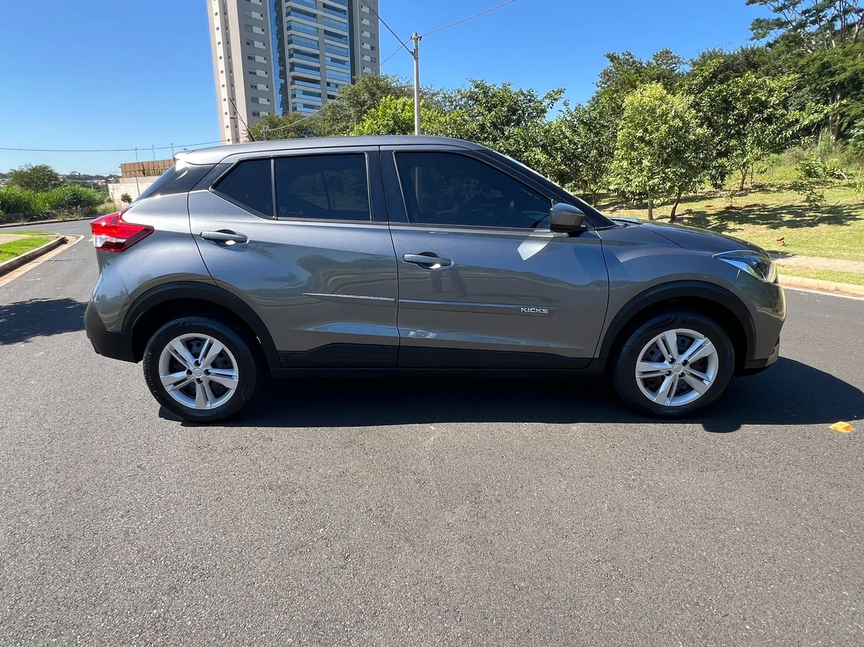 KICKS 1.6 16V FLEXSTART ACTIVE