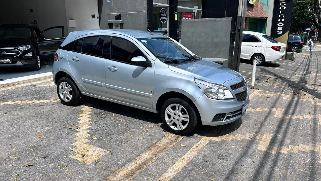 AGILE 1.4 MPFI LTZ 8V