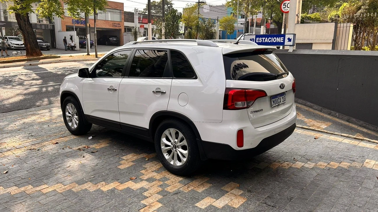 SORENTO 2.4 EX 4X2 16V