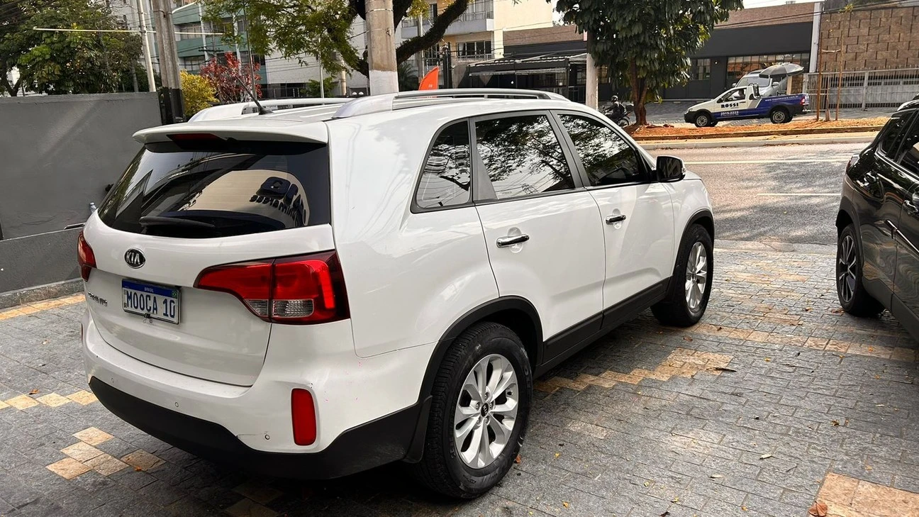 SORENTO 2.4 EX 4X2 16V