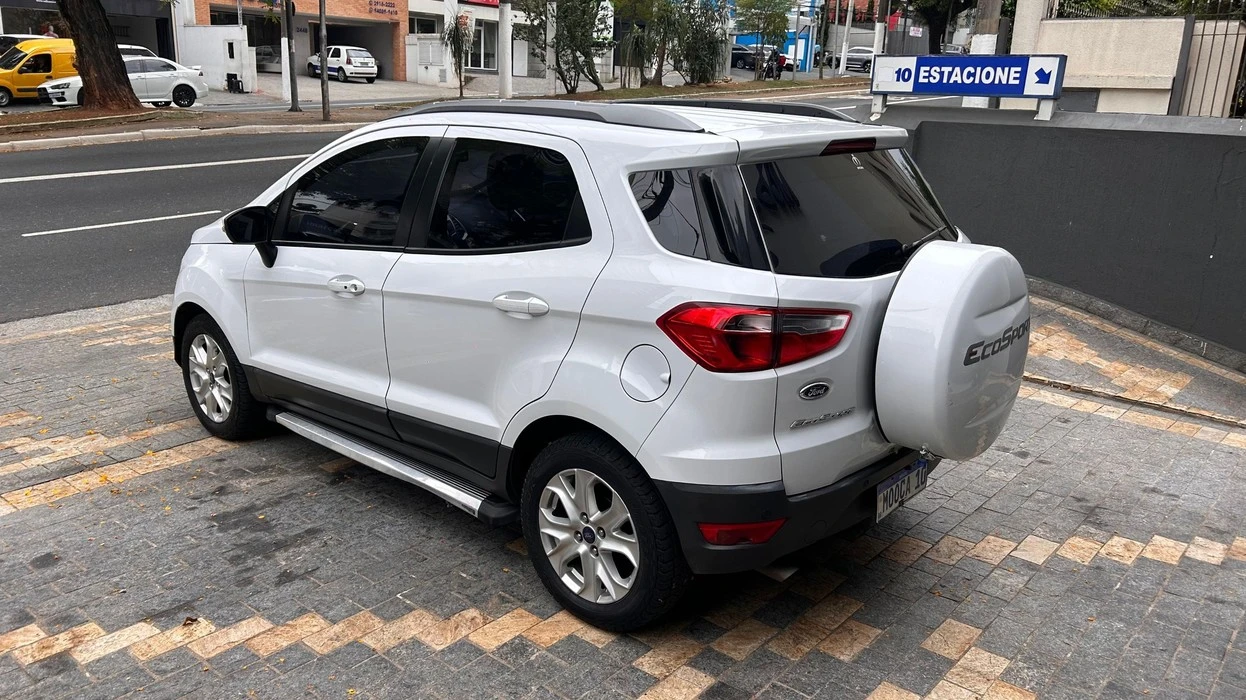 ECOSPORT 2.0 TITANIUM 16V