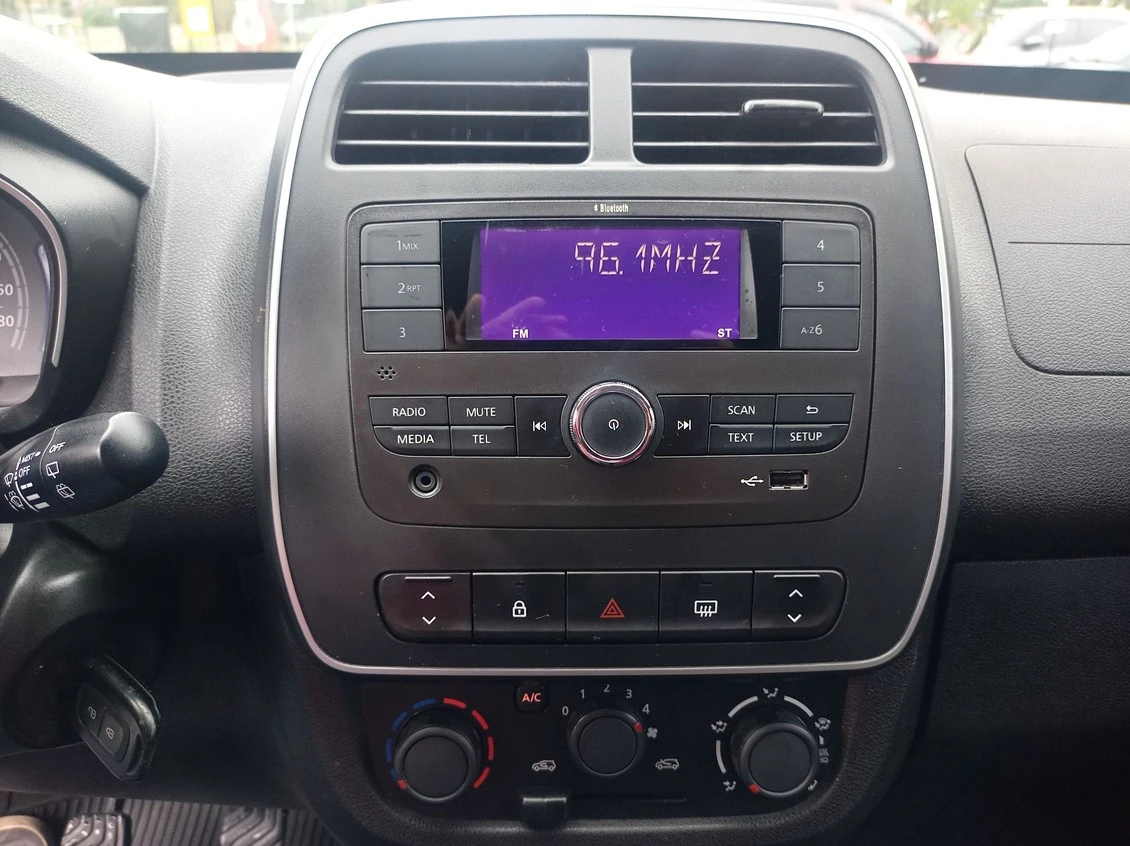 KWID 1.0 12V SCE ZEN