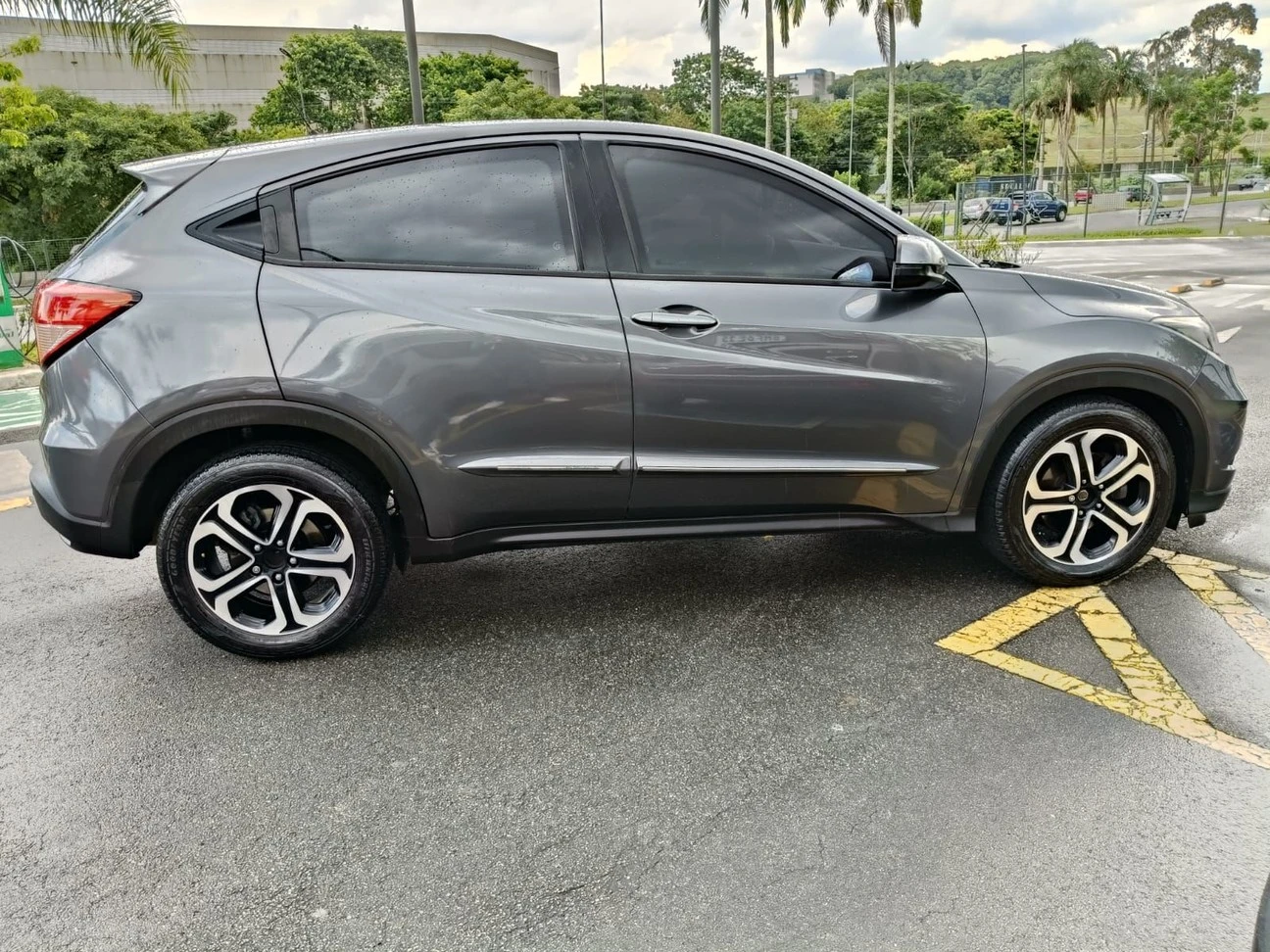 HR-V 1.8 16V LX