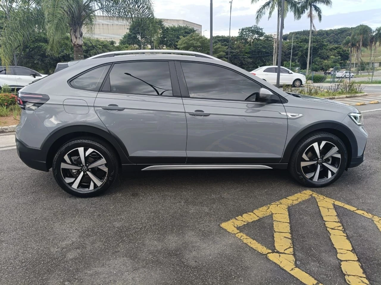 NIVUS 1.0 200 TSI HIGHLINE