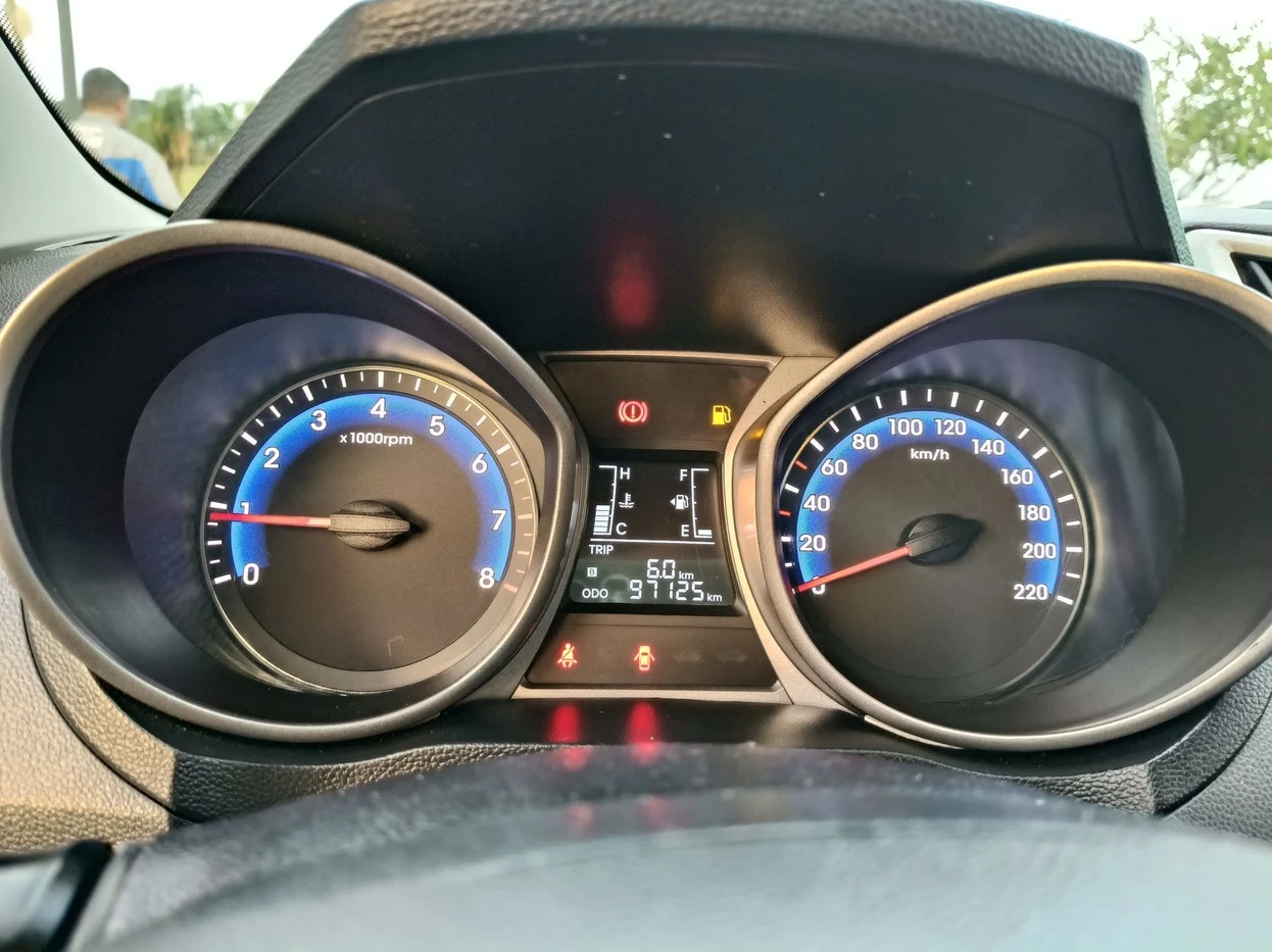 HB20 1.0 COMFORT PLUS 12V