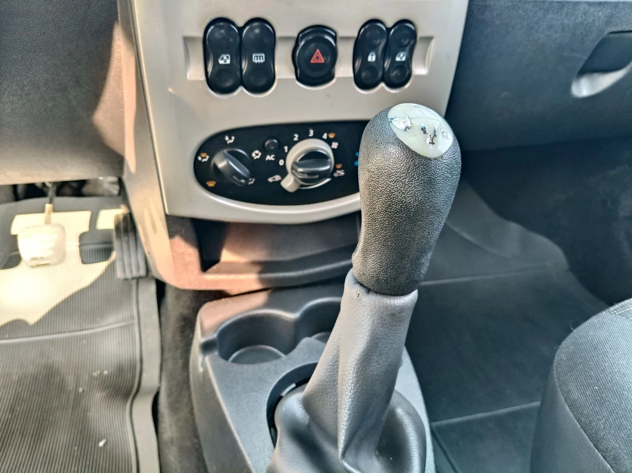 LOGAN 1.0 EXPRESSION 16V