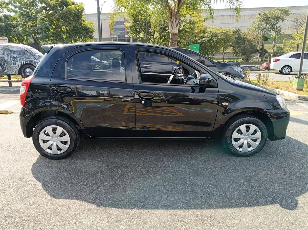 ETIOS 1.5 XS 16V